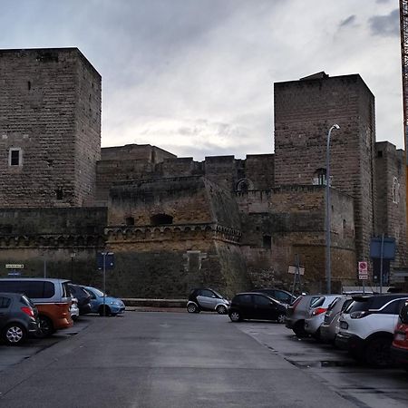 Corte Del Dattilo Nel Borgo Antico Bari Luaran gambar