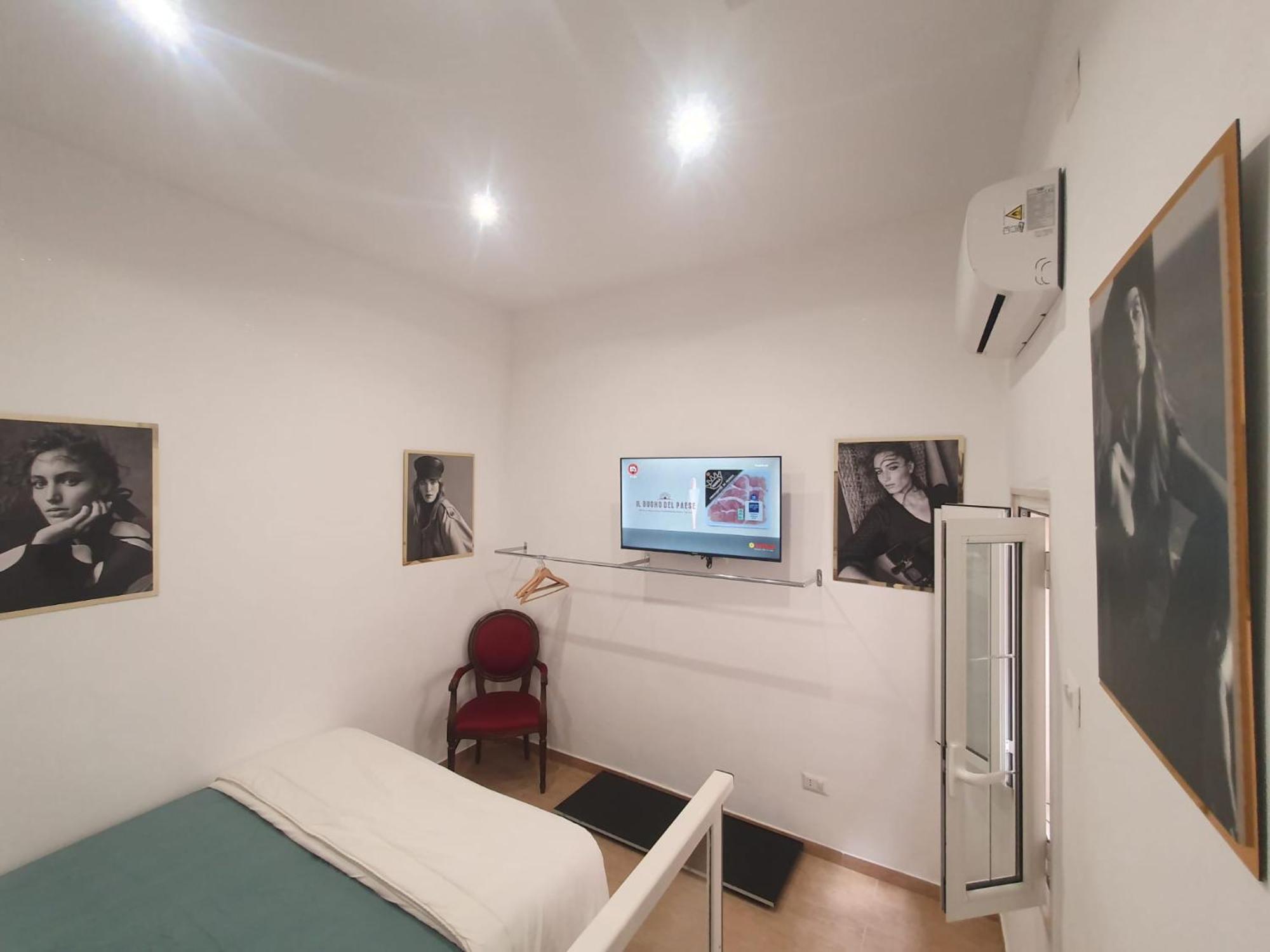 Corte Del Dattilo Nel Borgo Antico Bari Luaran gambar