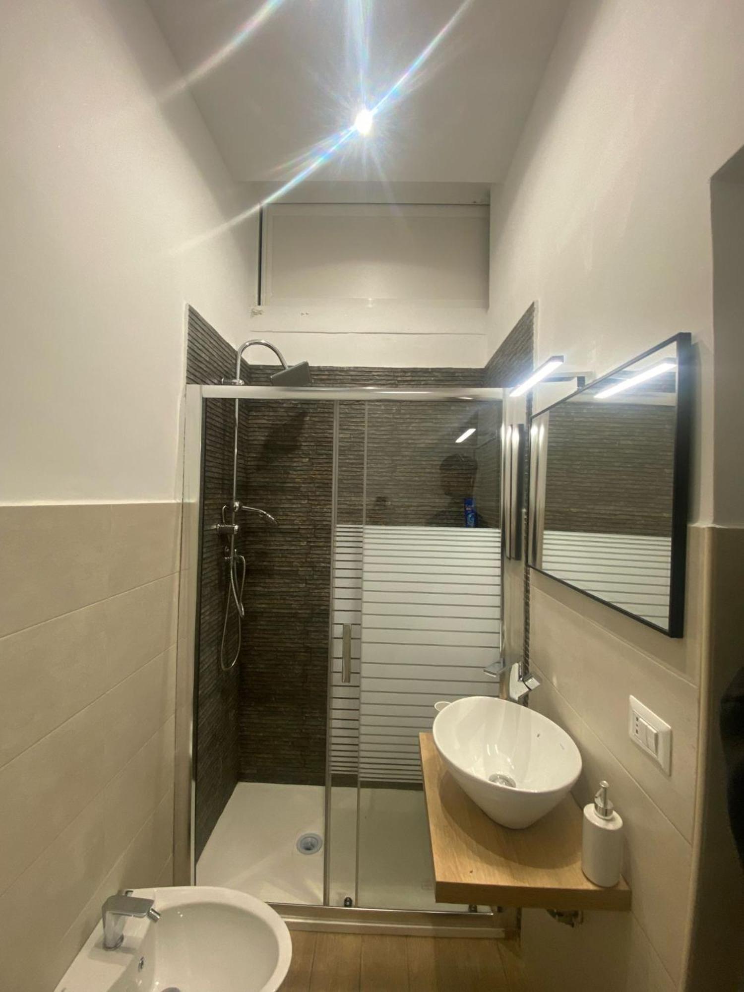 Corte Del Dattilo Nel Borgo Antico Bari Luaran gambar